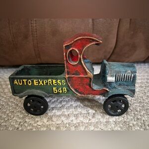 VINTAGE HEAVY [CAST IRON] AUTO EXPRESS 548 FARM TRUCK